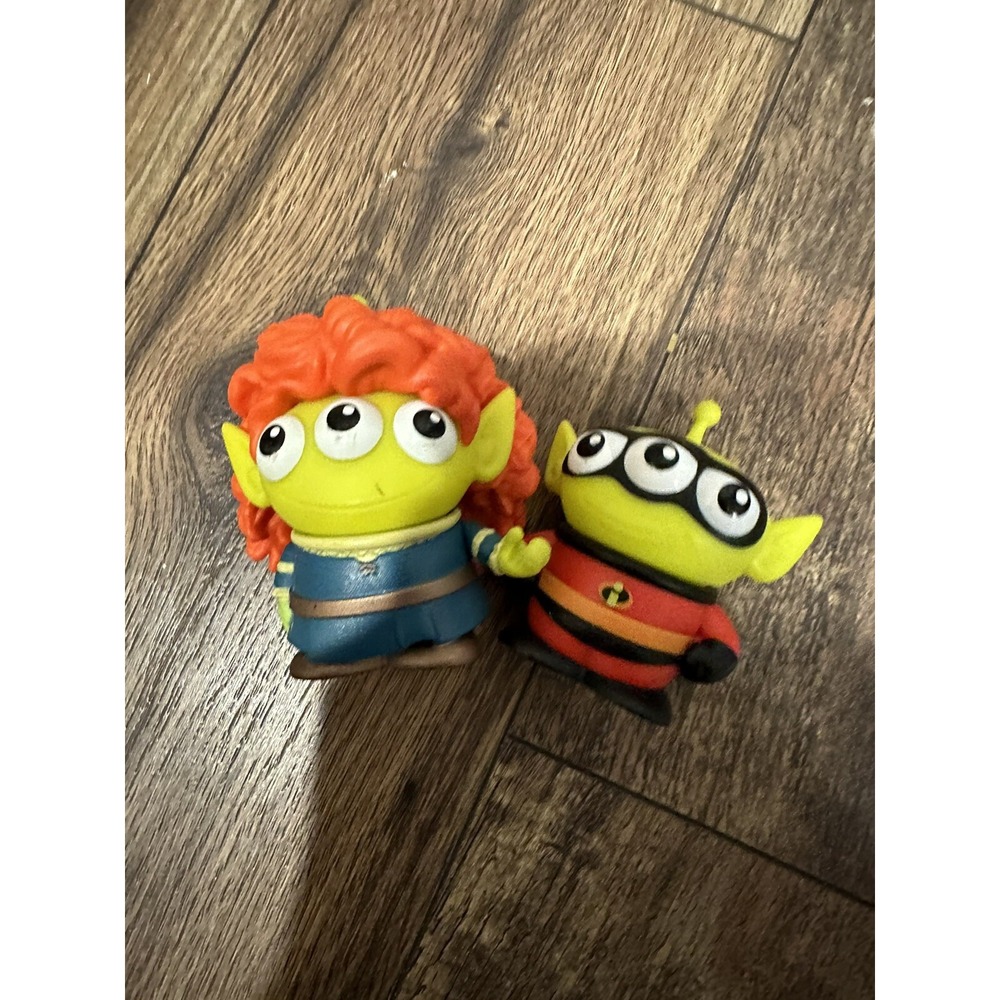 Disney Pixar Alien Remix Merida Brave Mr Incredible Toy Story Figure Lot of 2